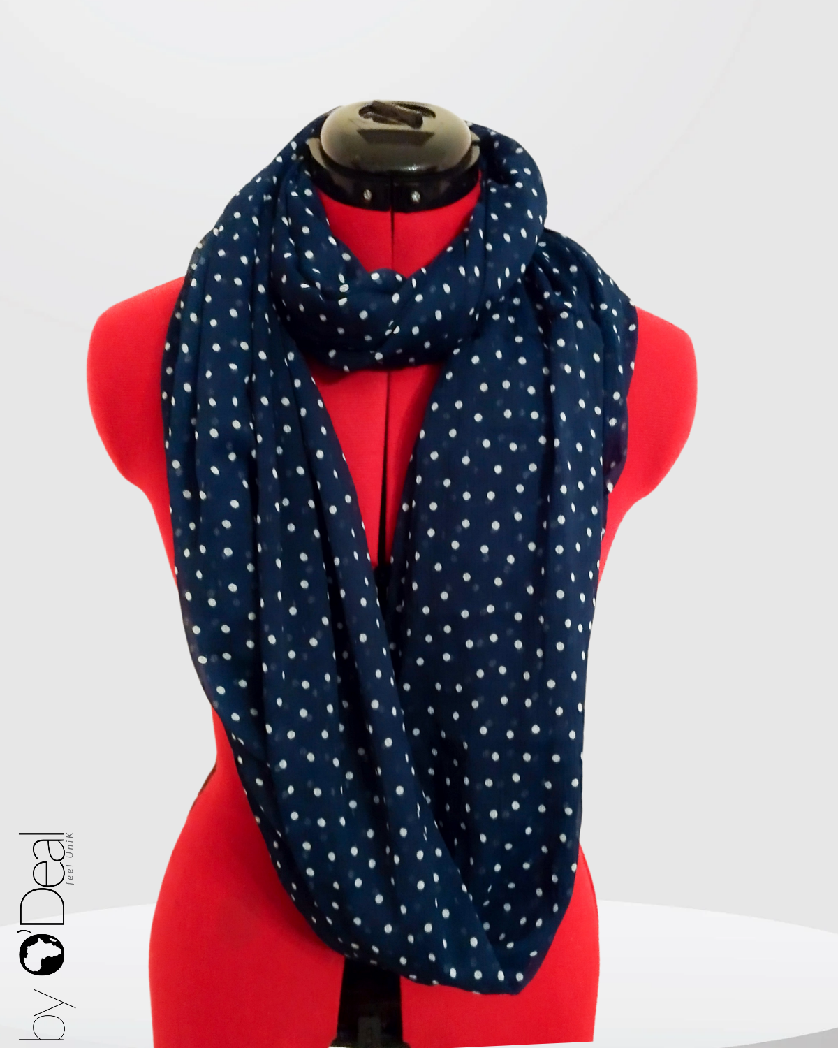 Echarpe snood en mousseline de soie